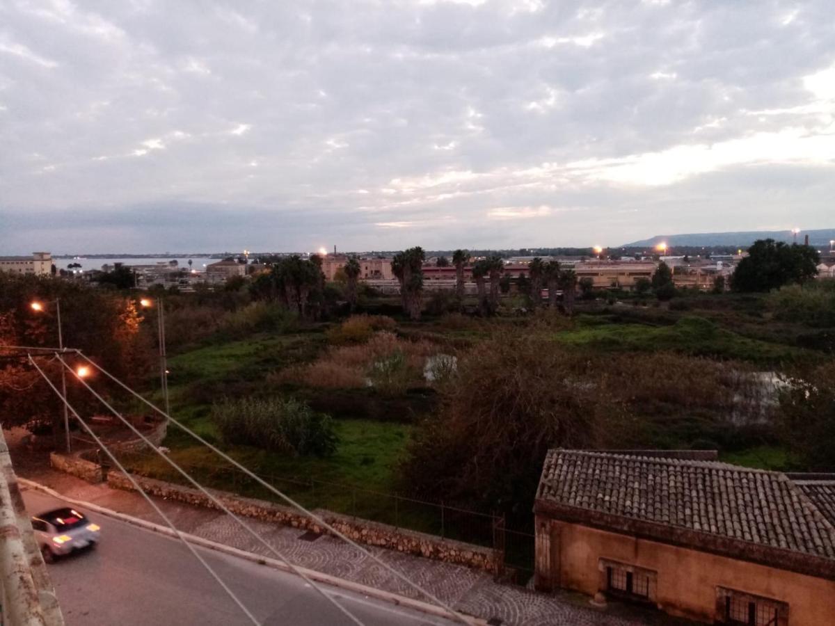 Lo Scorcio Della Neapolis Accogliente Appartamento Pressi Parco Neapolis Syracuse Buitenkant foto